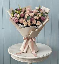 Букет цветов из:  Розы и Лизиантусы #REPLACE_PRED# Красногорский Республики Марий Эл