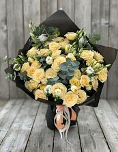 Букет цветов из:  Розы и Лизиантусы в Красногорский Республики Марий Эл