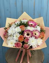 Букет цветов из:  Розы, Герберы и Хризантемы в Красногорский Республики Марий Эл