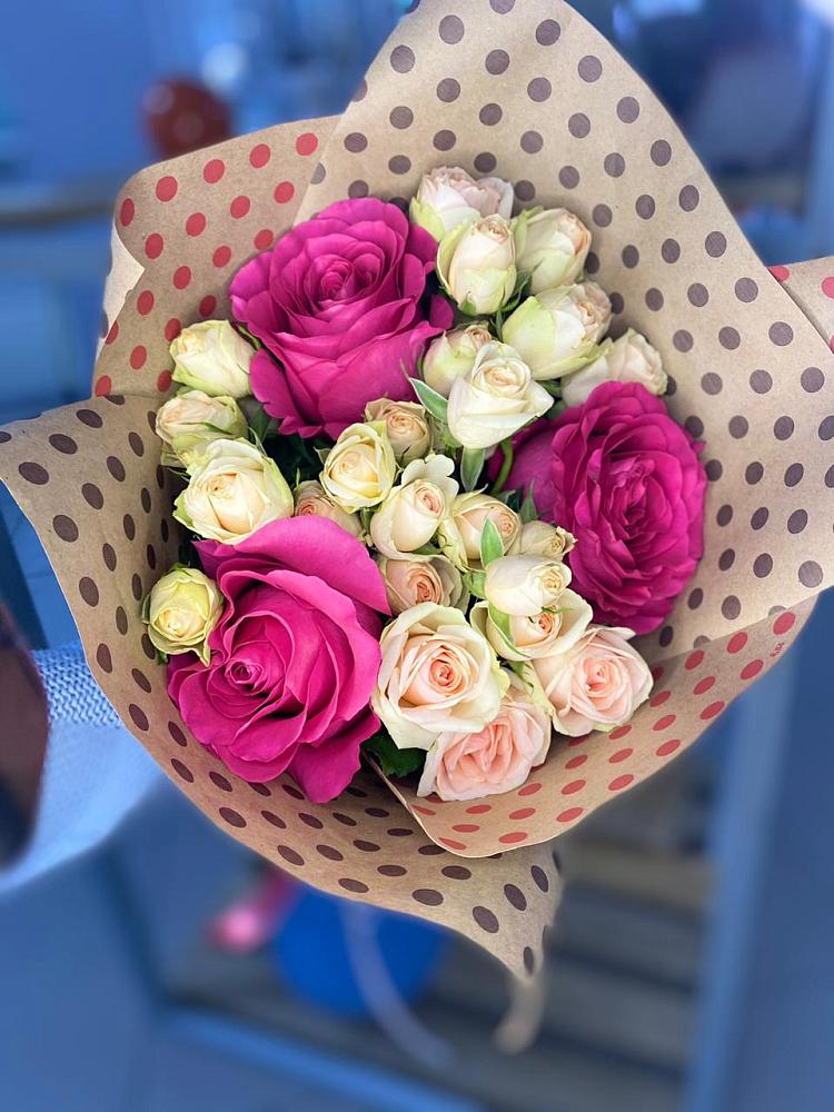 Букет цветов из: Розы в Красногорский Республики Марий Эл