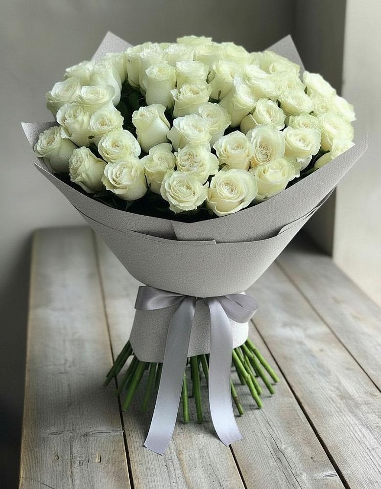 Букет 35 Белых роз в Красногорский Республики Марий Эл