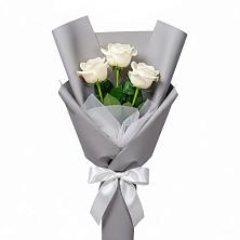 Букет 3 белые розы в Красногорский Республики Марий Эл