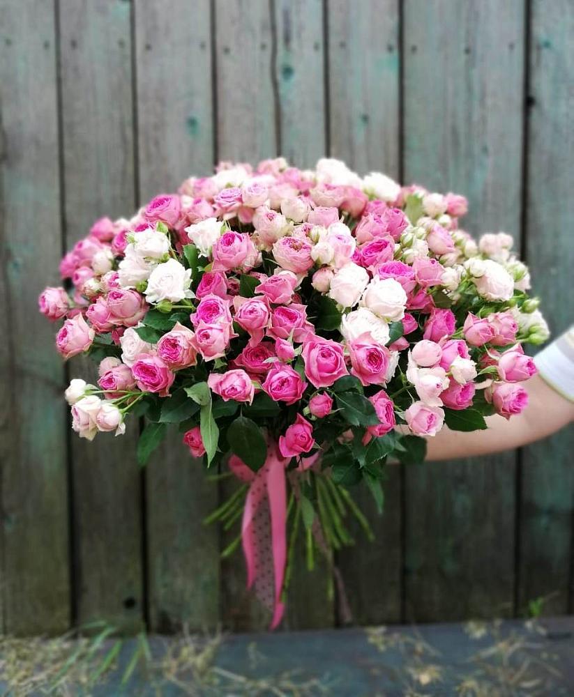 Букет Розовые кустовые розы Натали и Лав Лидия в Красногорский Республики Марий Эл