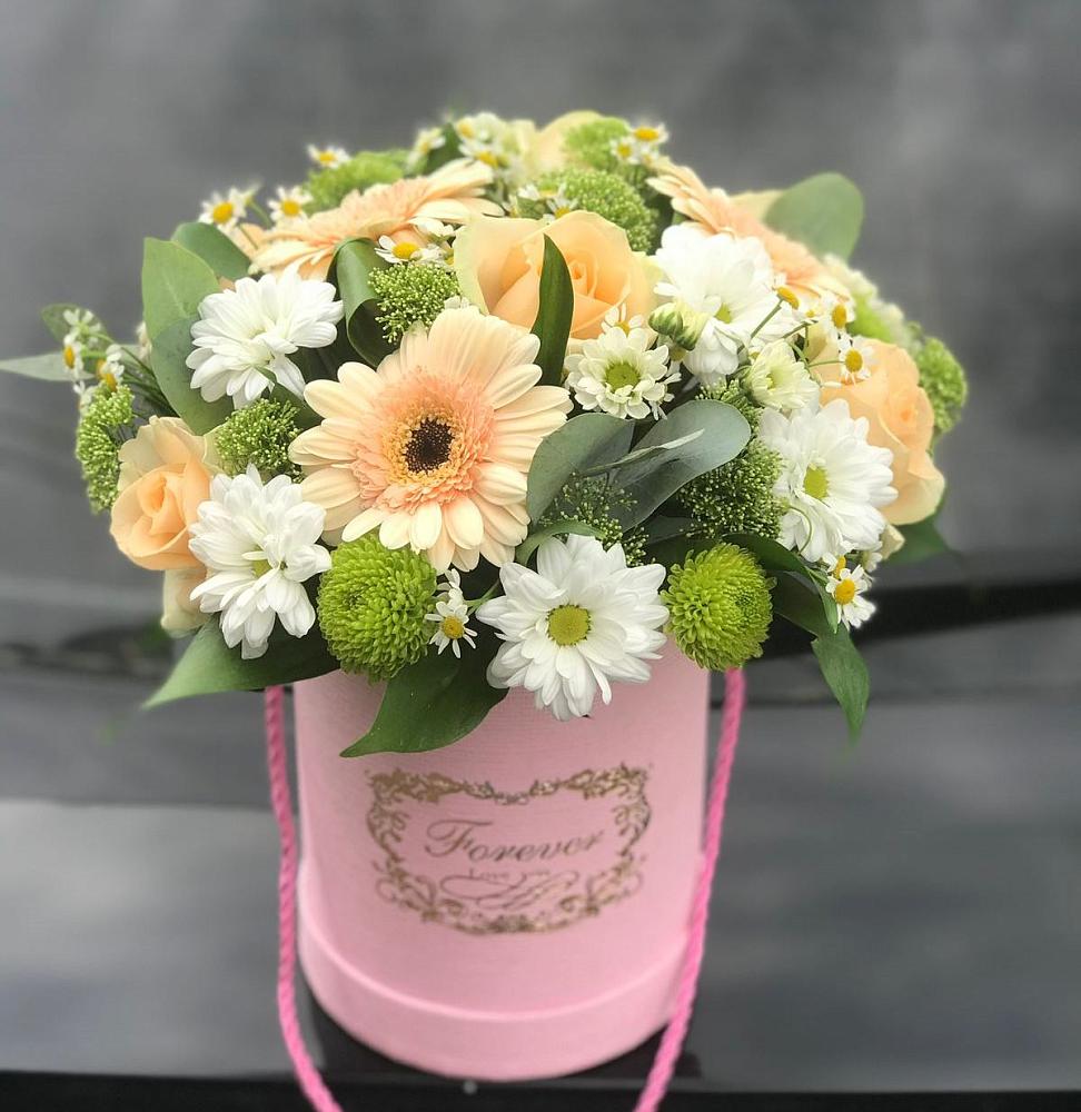 Цветочная композиция из Розы, Герберы и Хризантемы в шляпной коробке в Красногорский Республики Марий Эл