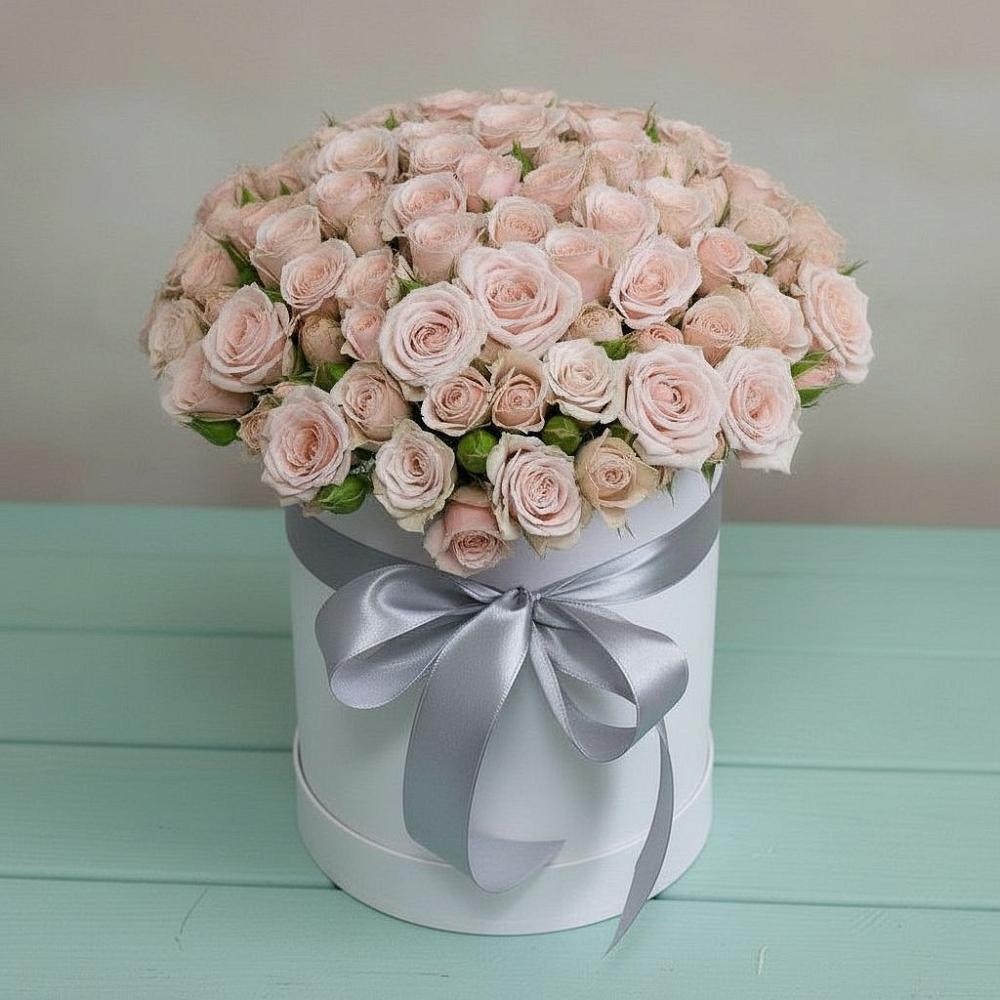 Цветочная композиция из Розы в шляпной коробке в Красногорский Республики Марий Эл